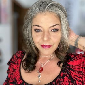 Meet your Posher, Dawn